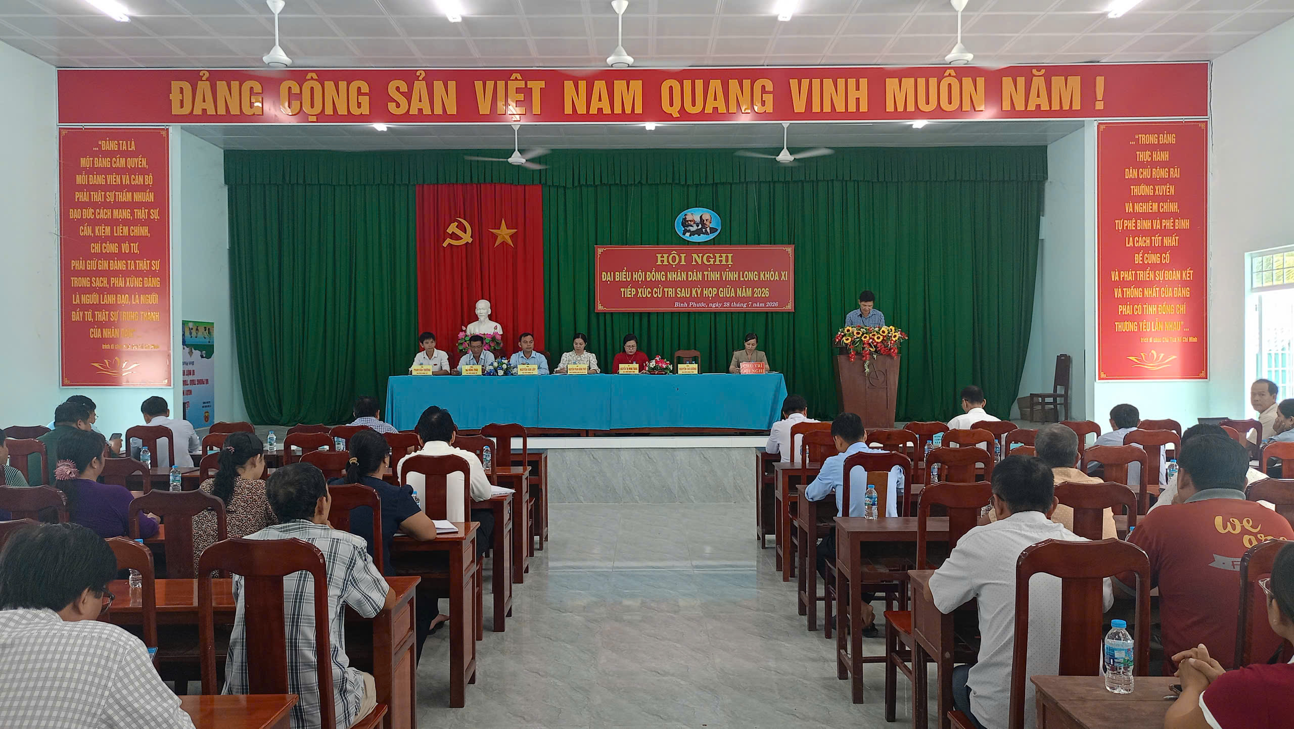 Đại Biểu HĐND Tỉnh Vĩnh Long Khóa Xi Tiếp Xúc Cử Tri Sau Kỳ Họp Giữa Năm 2026