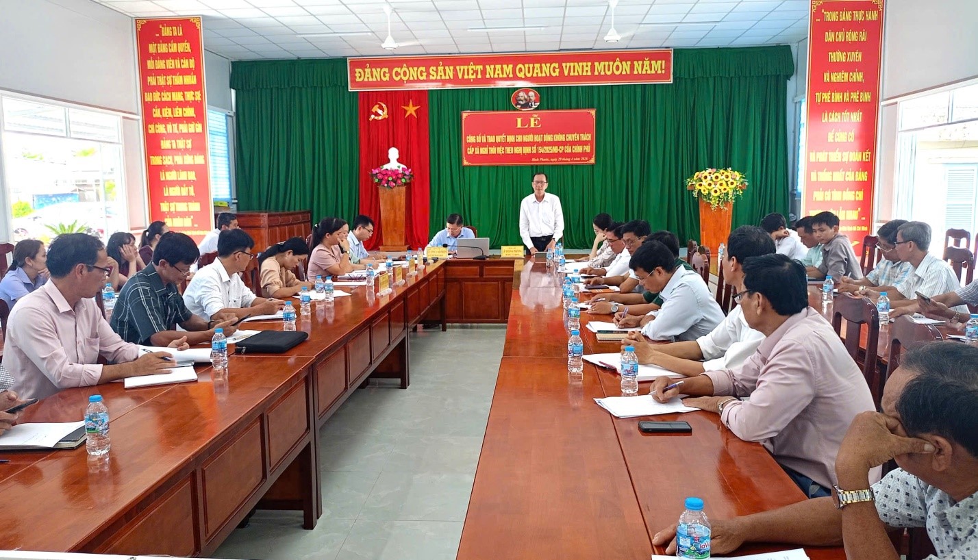 Ủy Ban Nhân Dân Bình Phước Tổ Chức Hội Nghị Thường Kỳ Tháng 4 Năm 2026